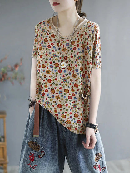 Classic Vintage Sweater with a Flattering Fit