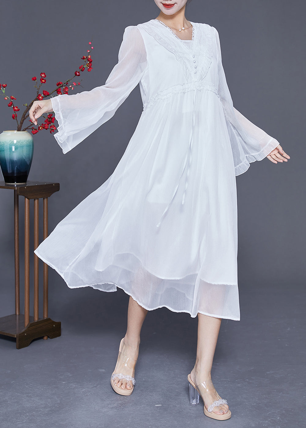 Sophisticated Dress with a Clean Classic Look