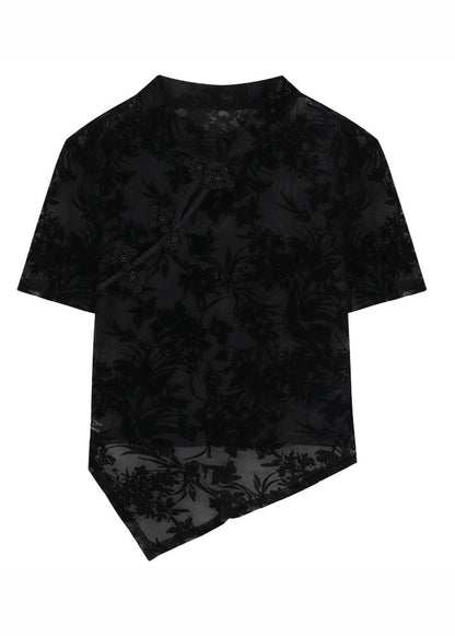 Effortlessly Elegant Top with a Timeless Design