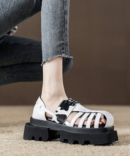 Graceful Orthopedic Sandals for Modern Look