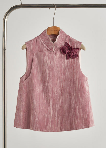 Gracefully Styled Garment for Any Occasion