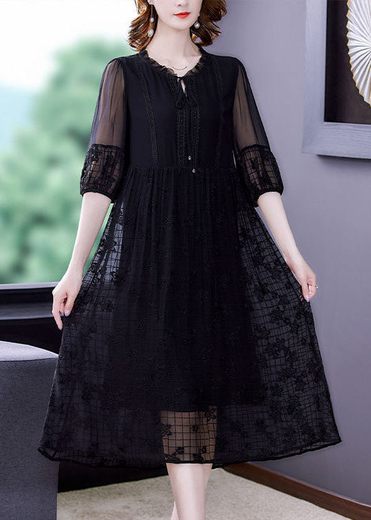Beautifully Crafted Dress in a Classic Style