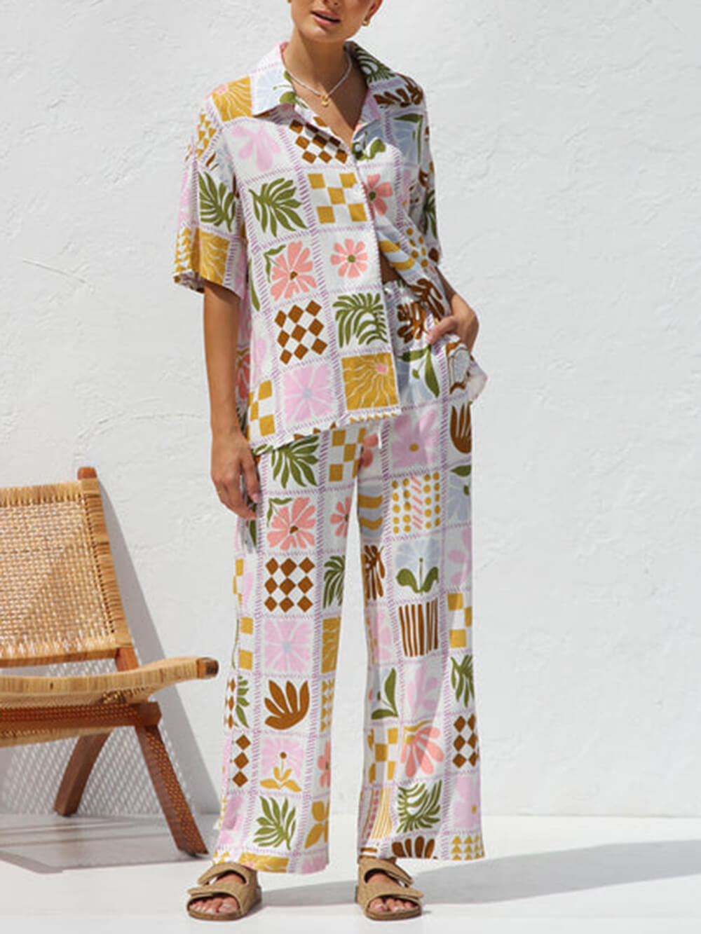 Sophisticated Pants with a Clean Classic Look