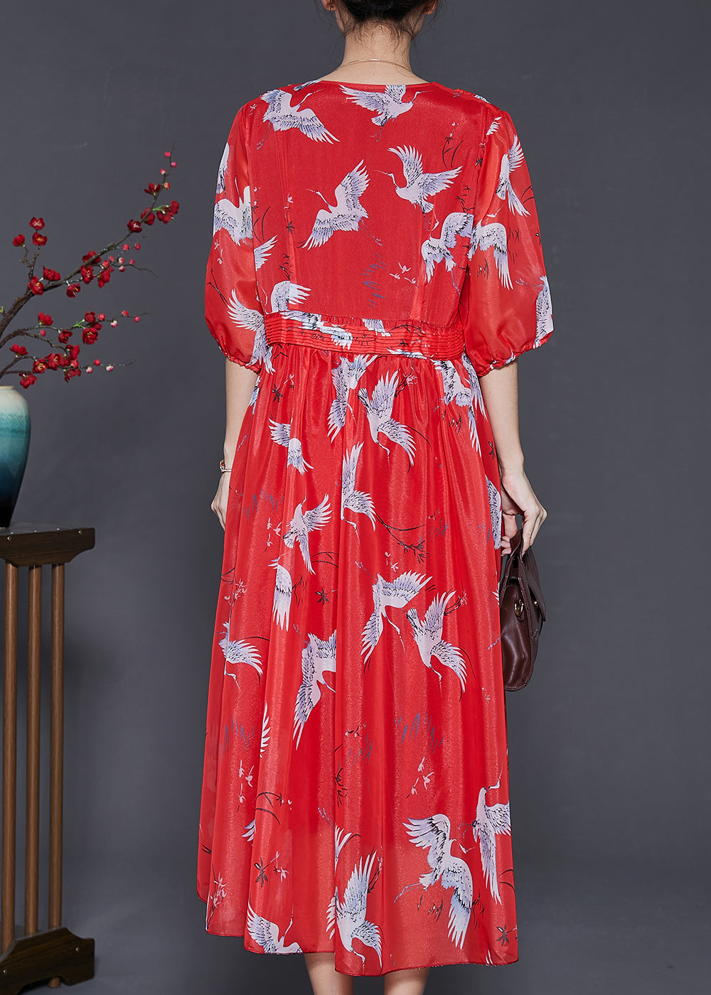 Classic Vintage Dress with a Flattering Fit