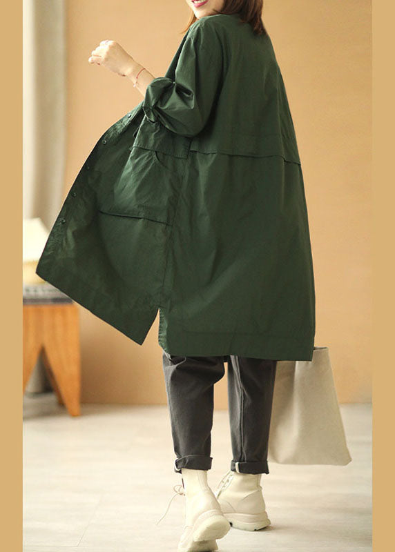 Well Tailored Coat with a Graceful Silhouette