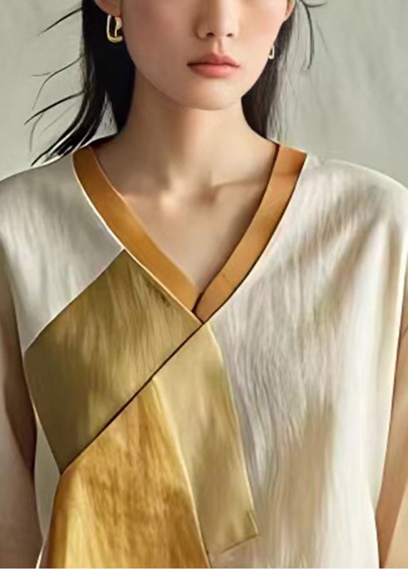 Classic Vintage & Enduringly Stylish Blouse