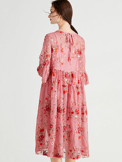 Effortlessly Elegant Dress with a Timeless Design