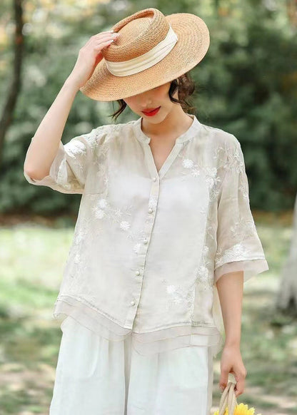 Elegantly Styled Blouse for Everyday Wear
