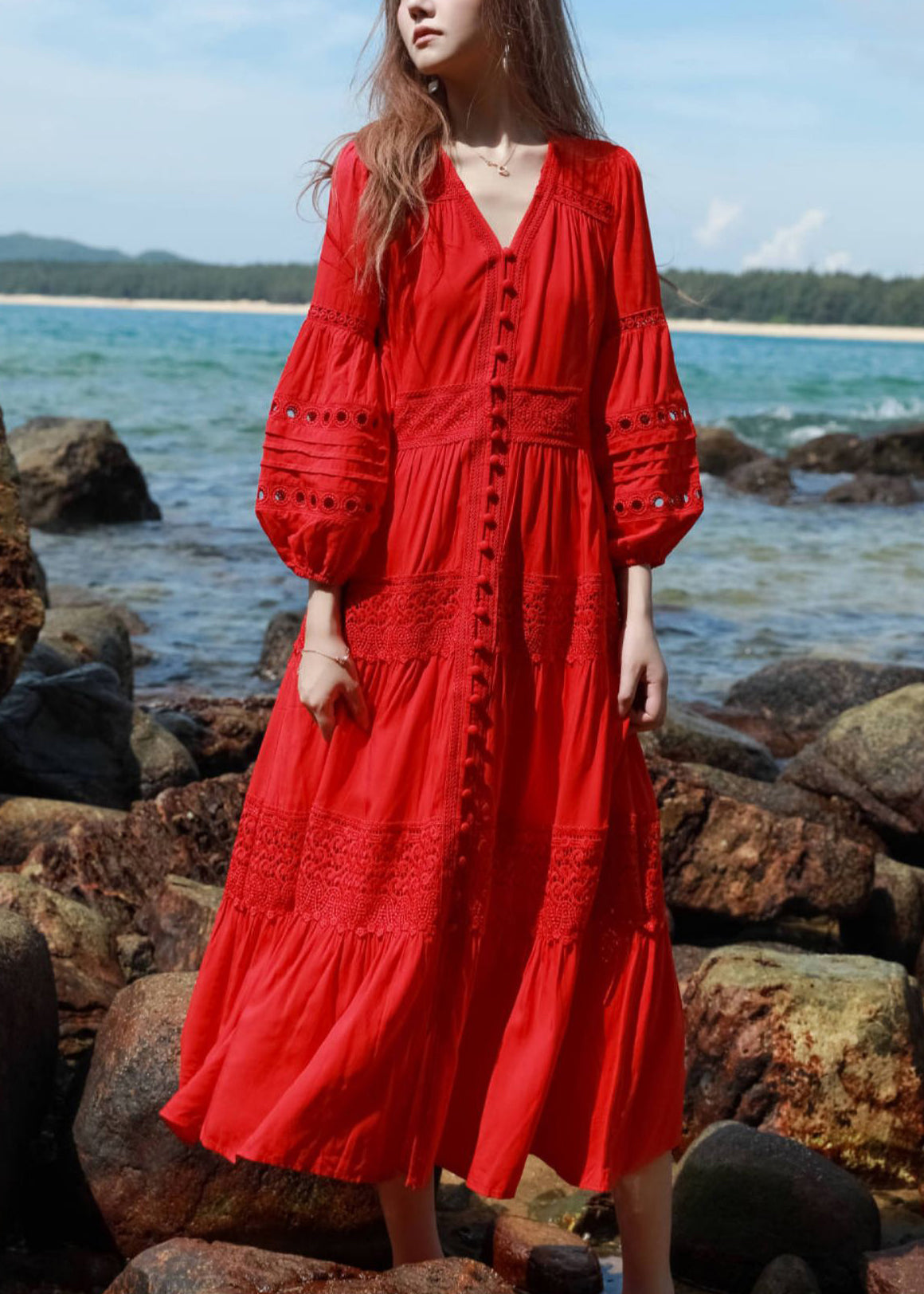 Gracefully Styled Dress for Any Occasion
