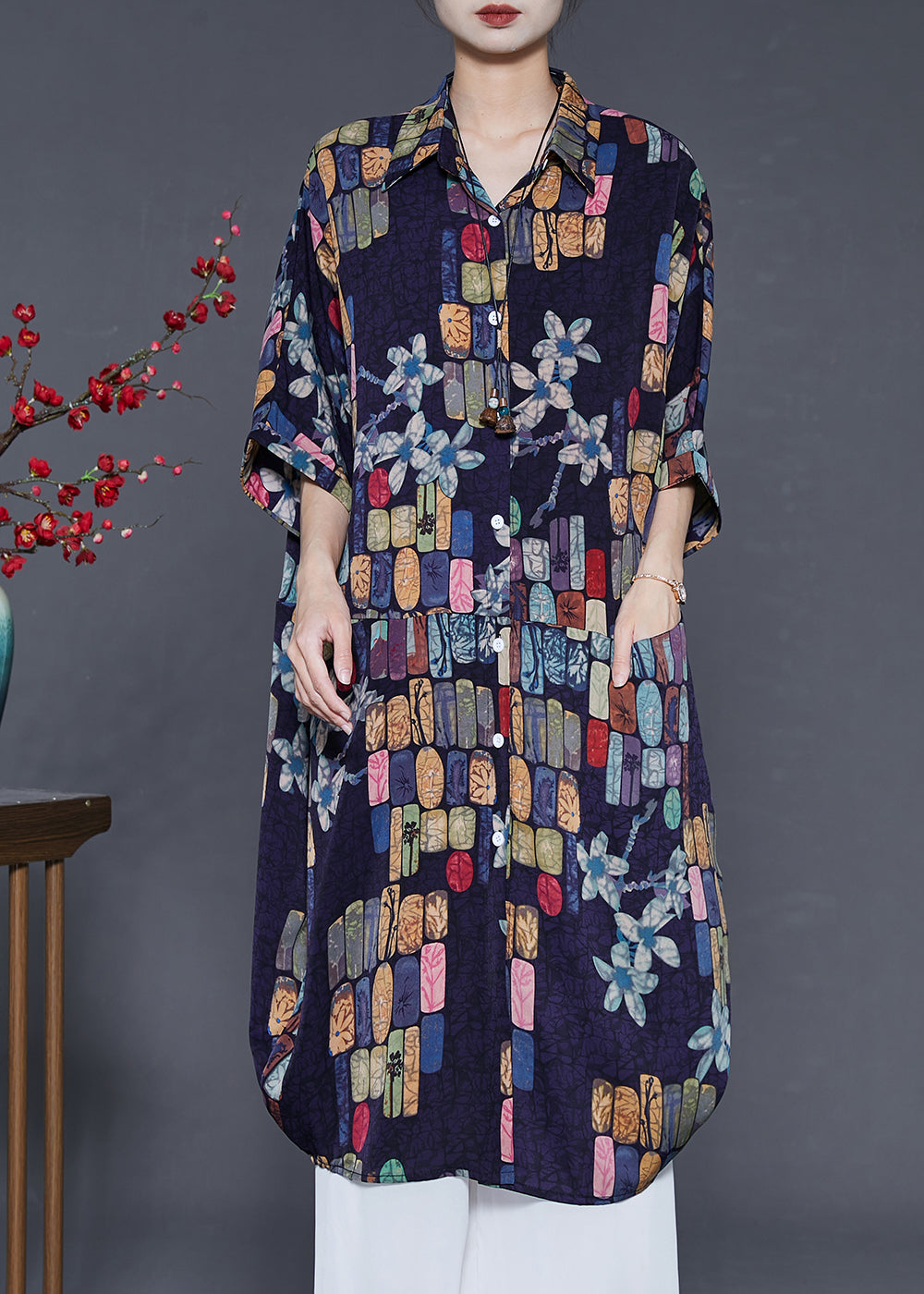Classic Vintage Dress with a Flattering Fit