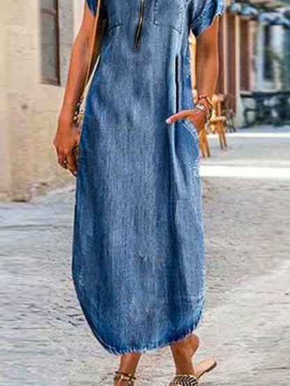 Beautifully Finished Dress in a Timeless Design