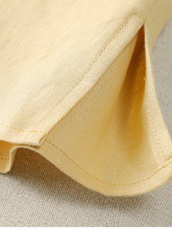 Well Tailored Top with a Graceful Silhouette