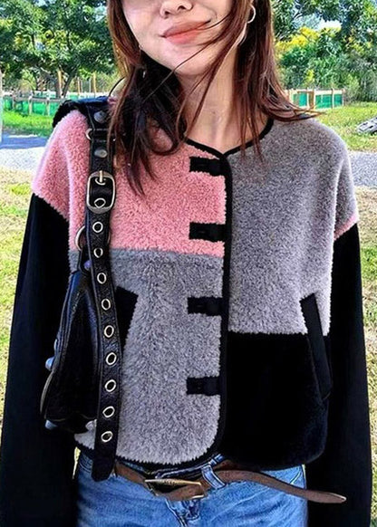 Effortlessly Elegant Jacket with a Timeless Design
