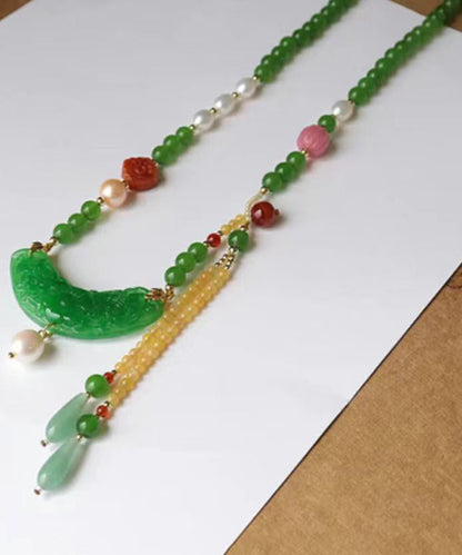 Beautiful Pearl Necklace with Unique Style