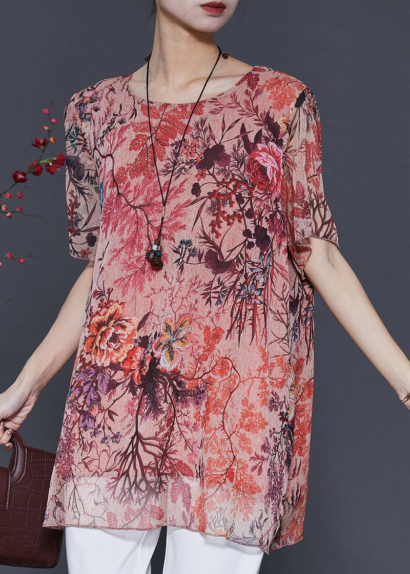 Well Tailored Top with a Graceful Silhouette