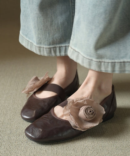 Graceful Orthopedic Flats for Modern Look