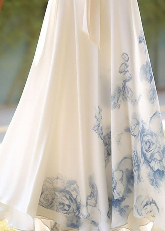 Well Tailored Garment with a Graceful Silhouette