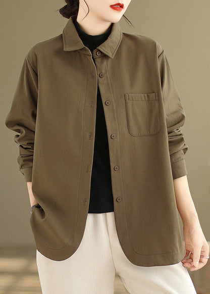 Well Tailored Coat with a Graceful Silhouette