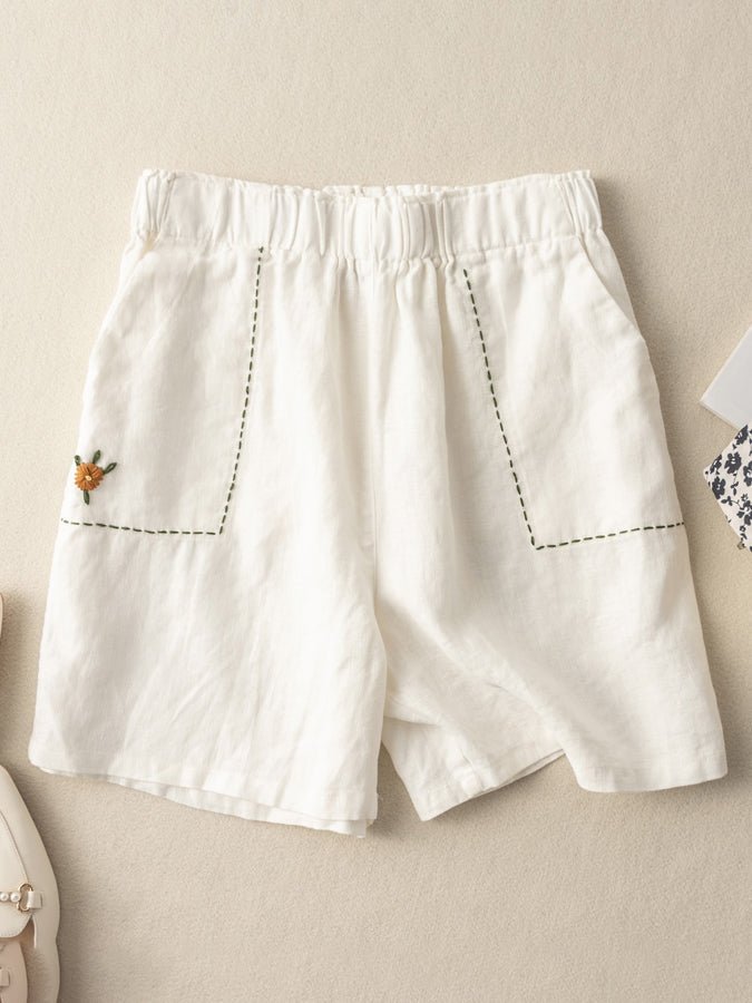 Effortlessly Elegant Garment with a Timeless Design