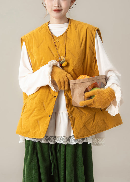 Beautifully Finished Coat in a Timeless Design