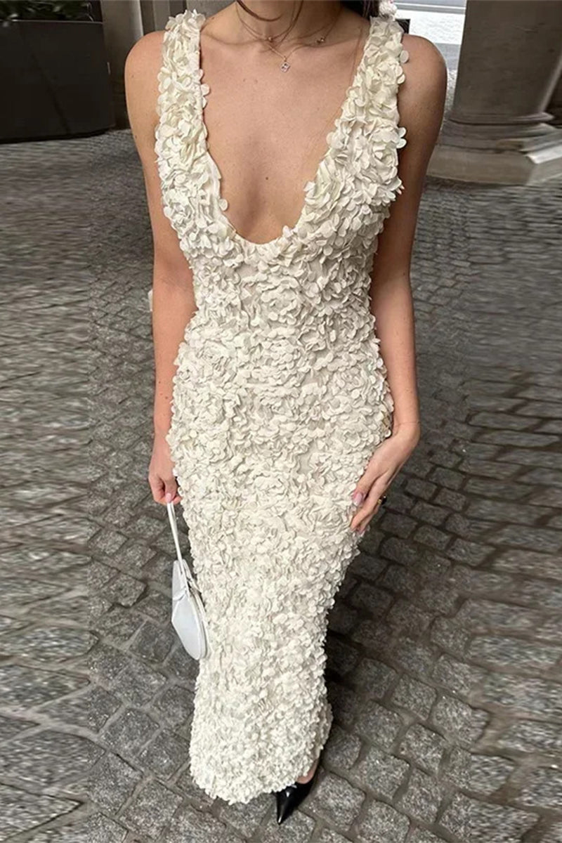 Gracefully Styled Dress for Any Occasion