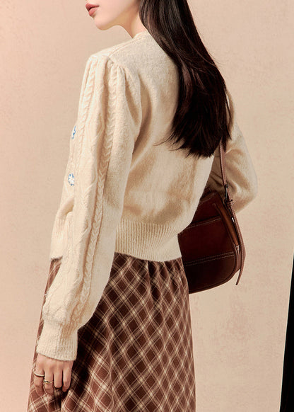 Elegantly Styled Sweater for Everyday Wear