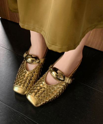 Chic Orthopedic Sandals with Unique Design