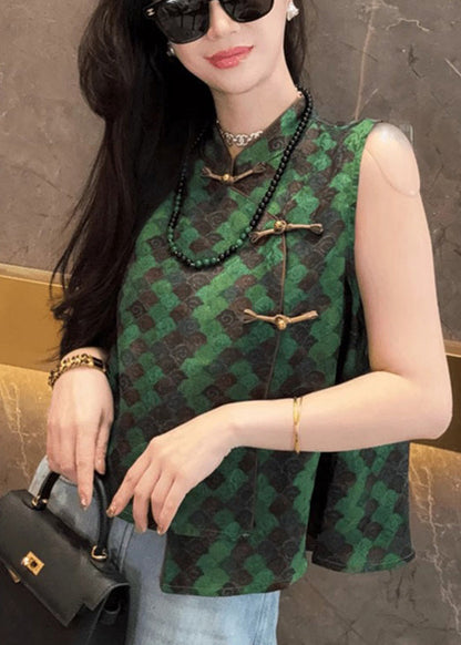 Beautifully Finished Top in a Timeless Design
