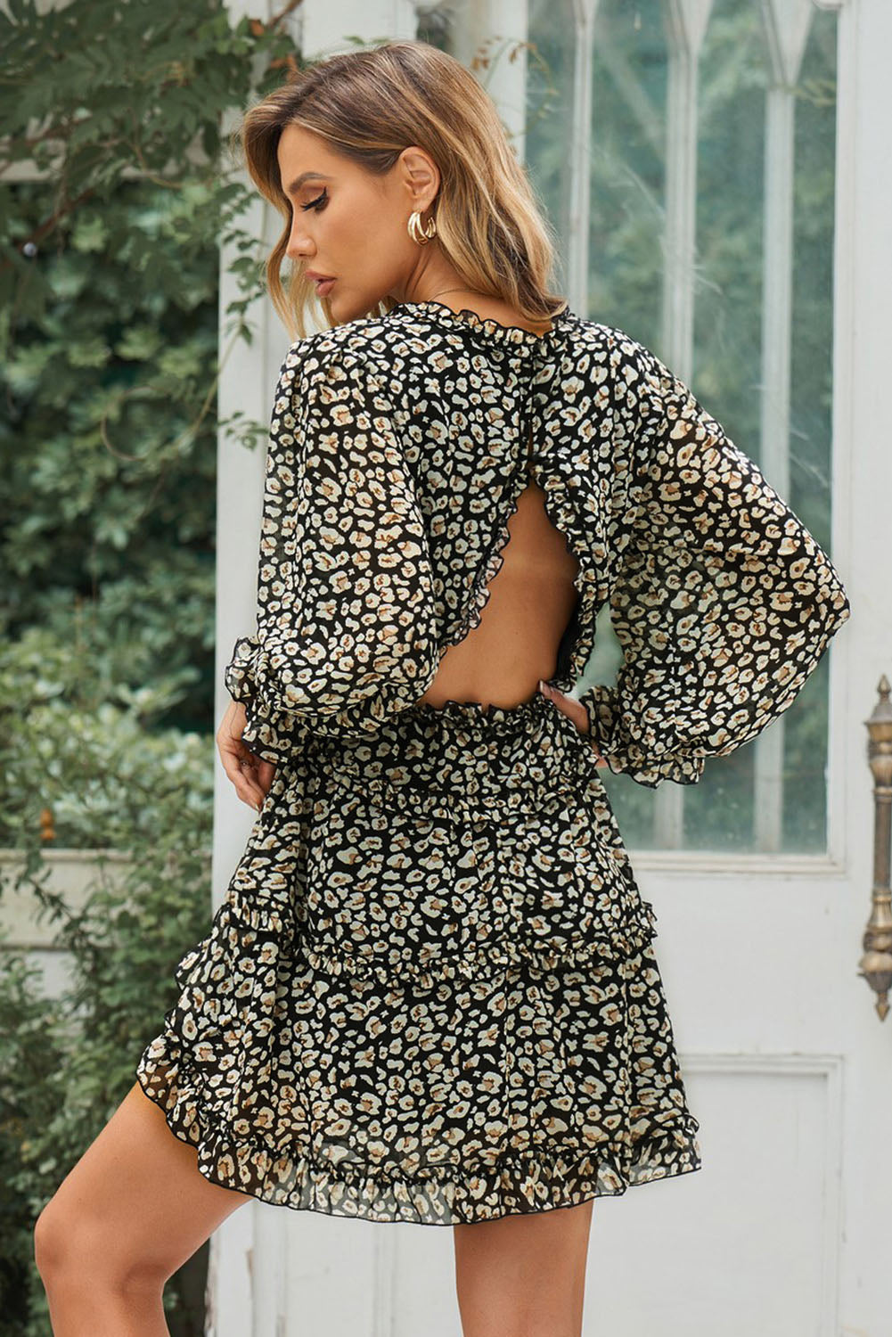 Sophisticated Dress with a Clean Classic Look