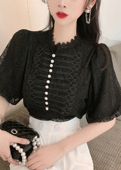 Classic Vintage Top with a Flattering Fit