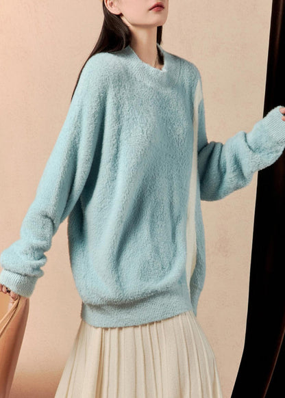 Effortlessly Elegant Sweater with a Timeless Design