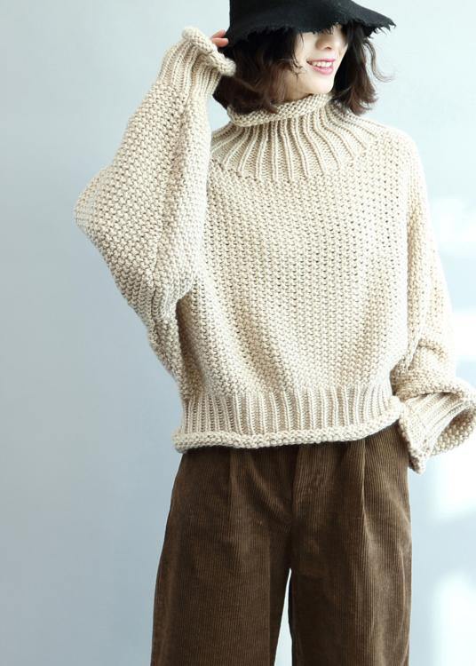 Polished Top with an Effortless Classic Look