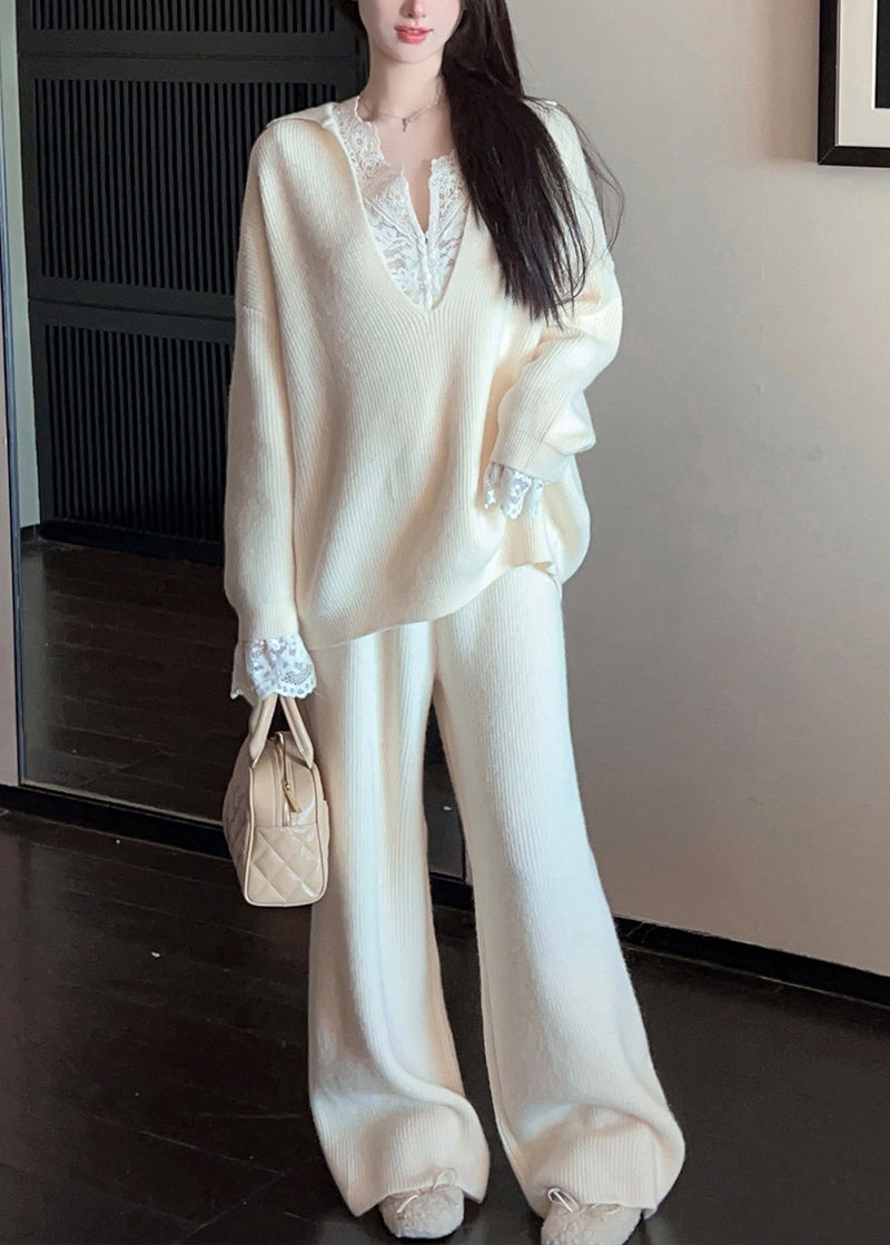 Classic Vintage Sweater with a Flattering Fit