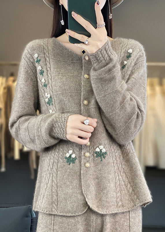 Classic Vintage & Enduringly Stylish Coat
