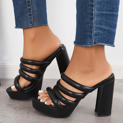 Graceful Orthopedic Sandals for Modern Look