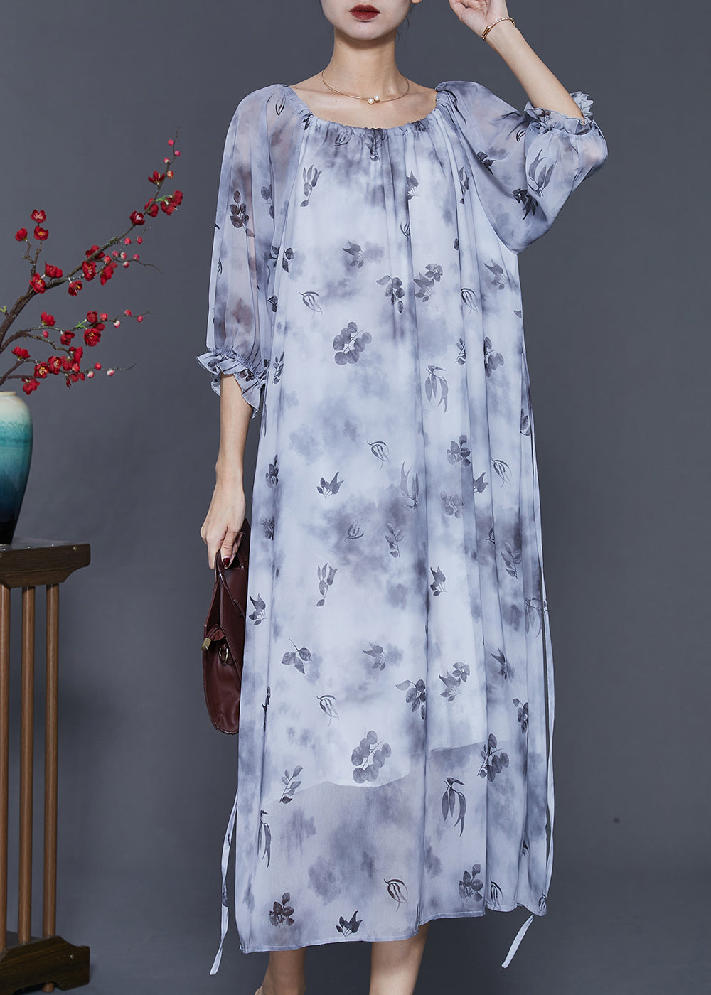 Classic Vintage & Enduringly Stylish Dress