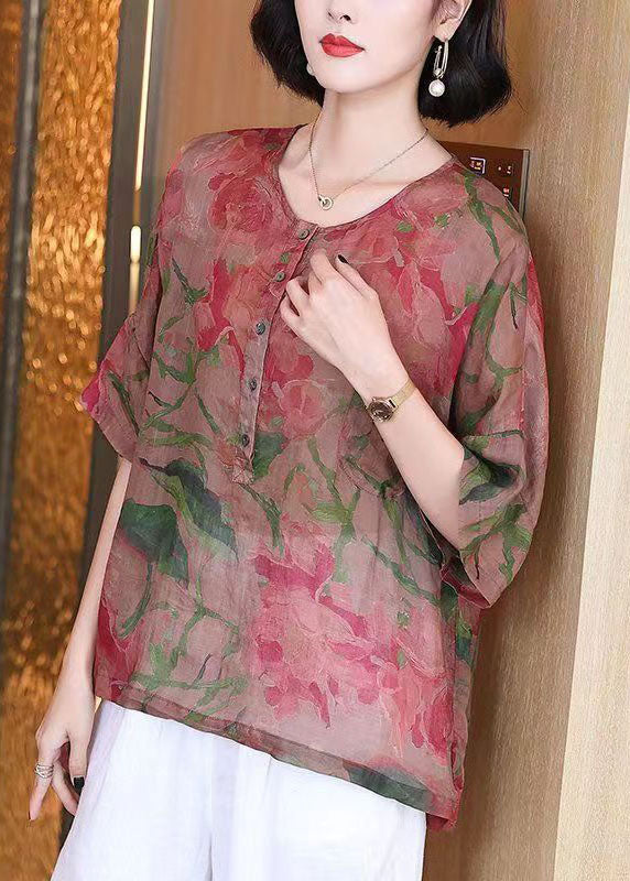 Beautifully Finished Blouse in a Timeless Design