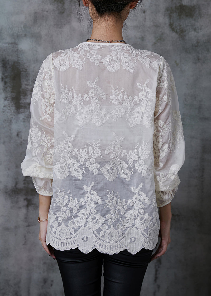 Classic Vintage Shirt with a Flattering Fit