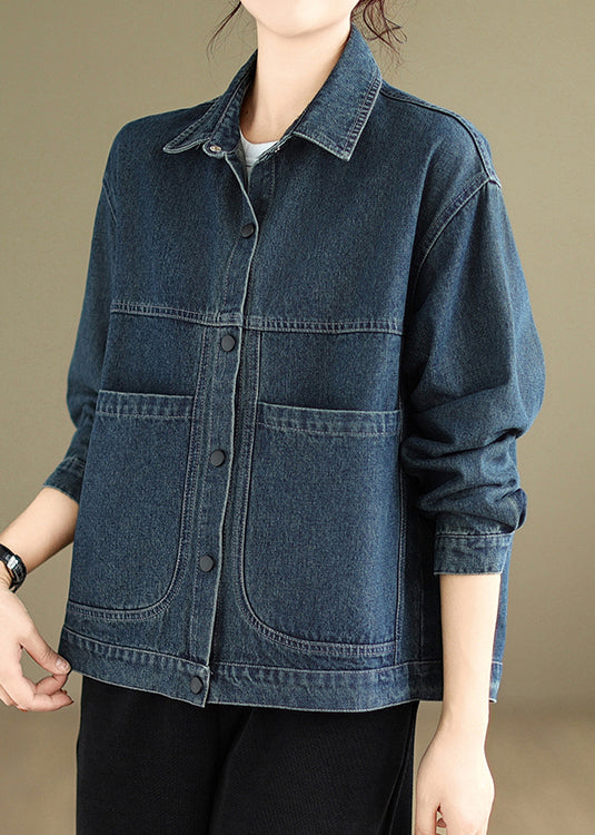 Sophisticated Coat with a Clean Classic Look