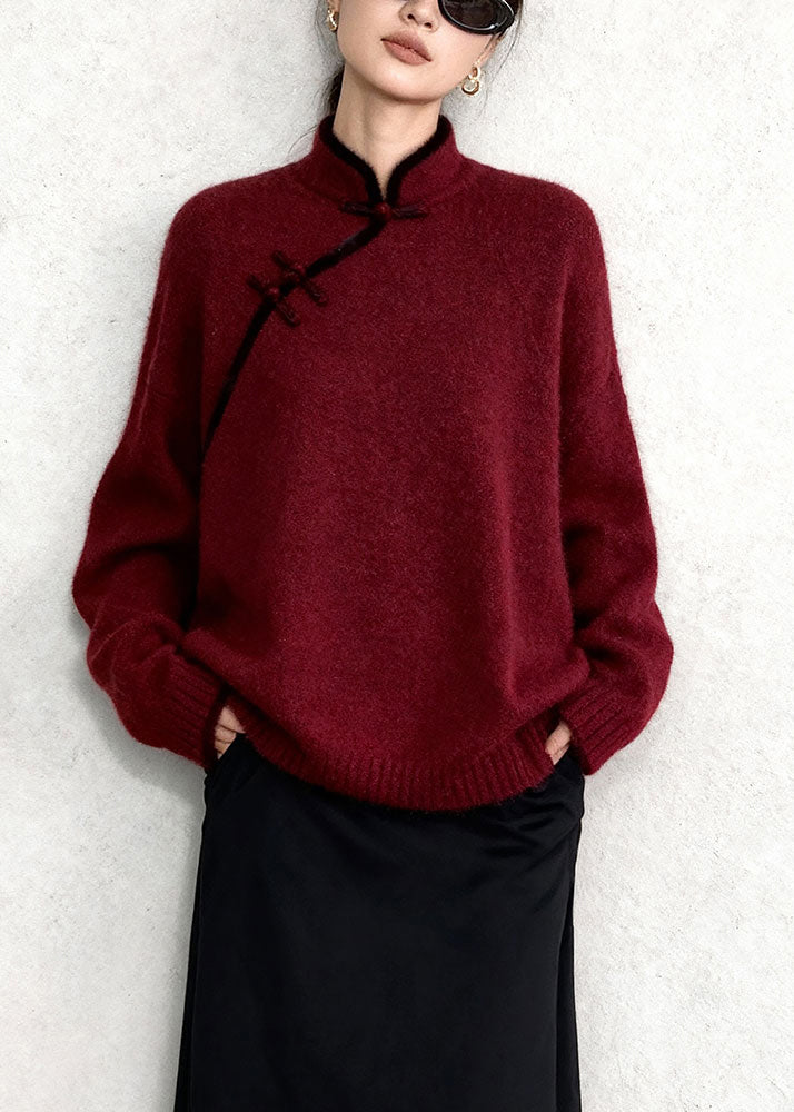 Effortlessly Elegant Top with a Timeless Design