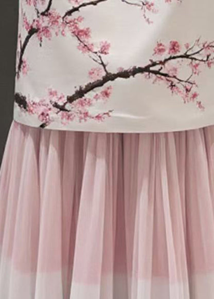 Well Tailored Garment with a Graceful Silhouette