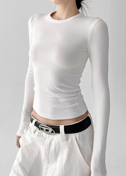 Well Tailored Blouse with a Graceful Silhouette