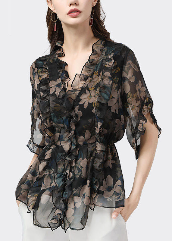 Beautifully Finished Blouse in a Timeless Design