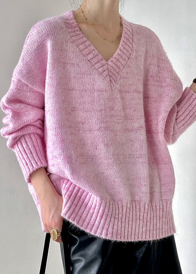 Effortlessly Elegant Sweater with a Timeless Design