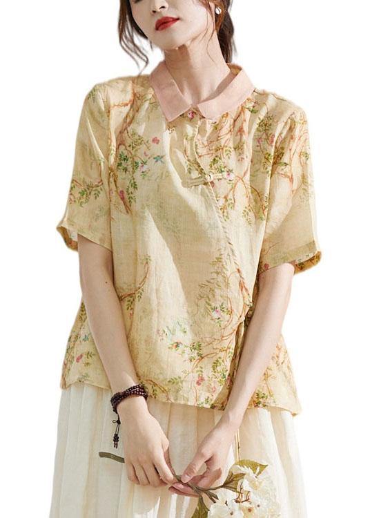 Classic Vintage Blouse with a Flattering Fit