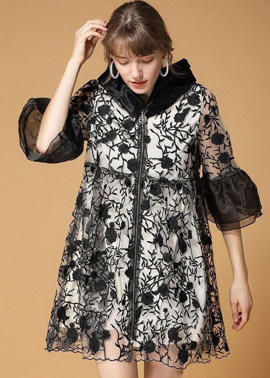 Well Tailored Coat with a Graceful Silhouette
