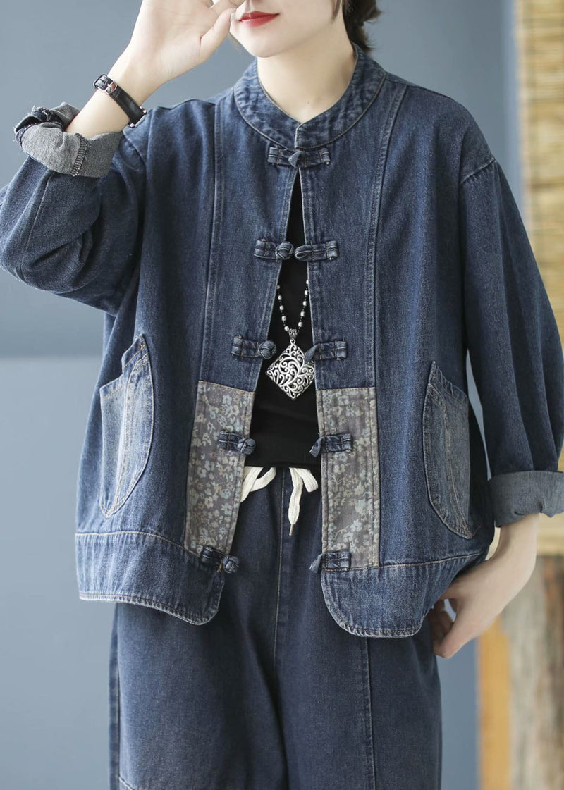 Classic Vintage & Enduringly Stylish Coat