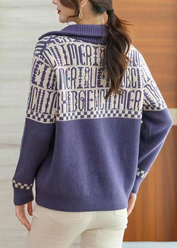 Classic Vintage Sweater with a Flattering Fit