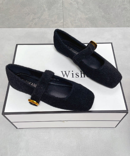 Chic Orthopedic Shoes with Unique Design