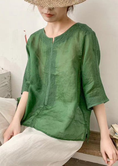 Beautifully Finished Shirt in a Timeless Design